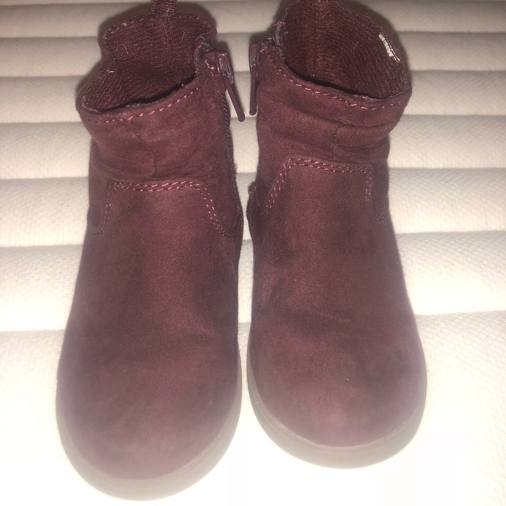 Maroon booties toddler size 7